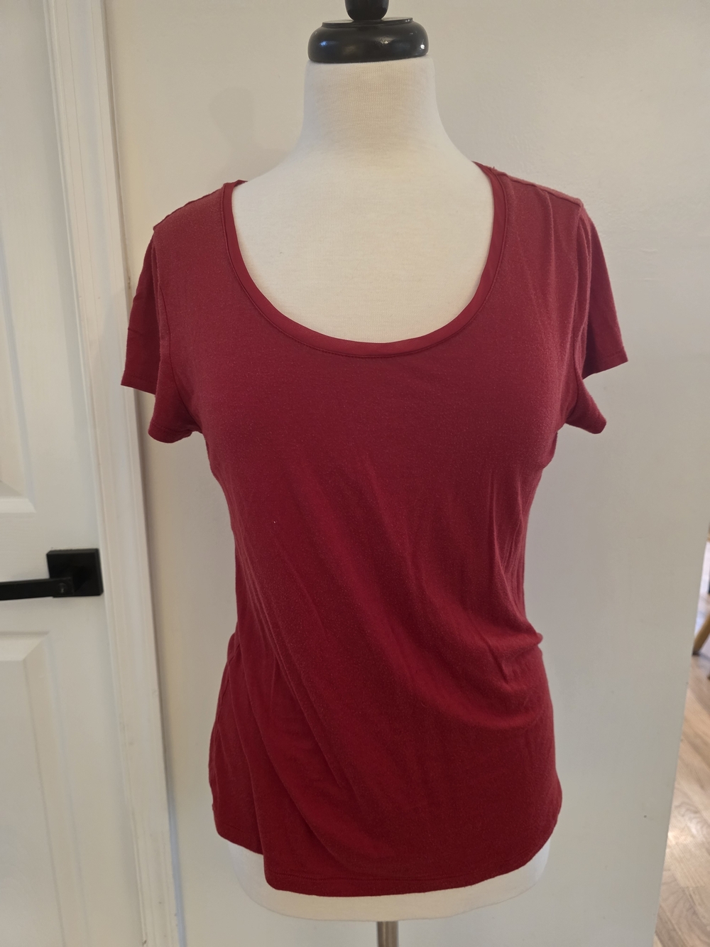 Banana Republic Factory Scoop Neck Short Sleeve Top - Red